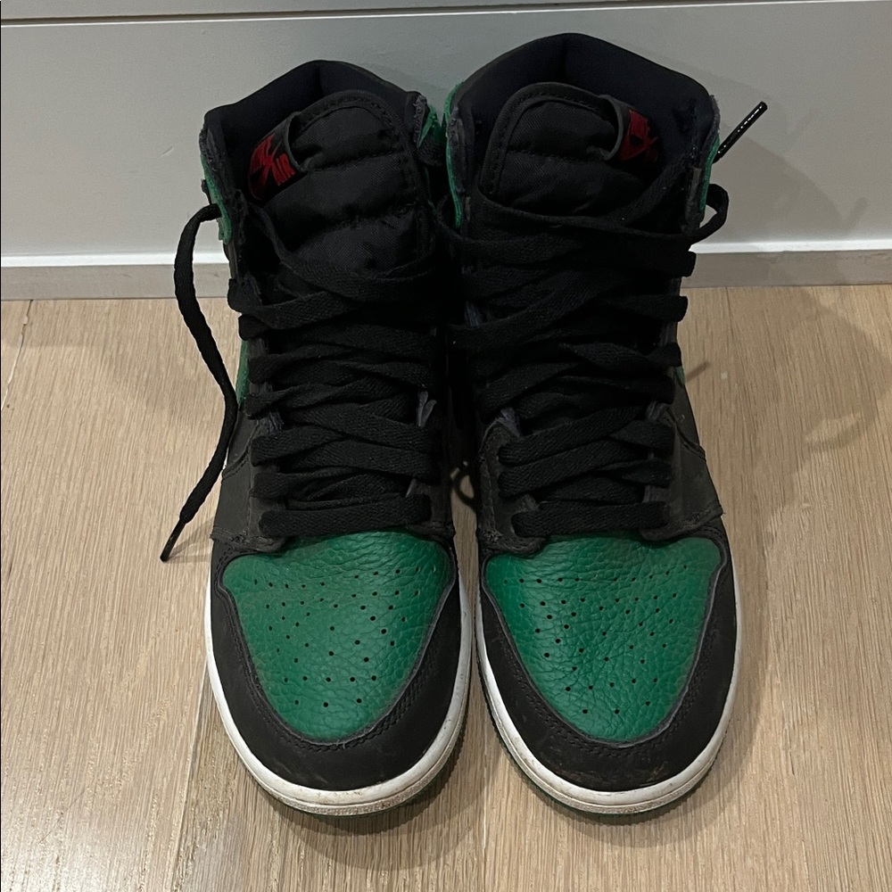 Nike Kids Sneakers - Black and Green